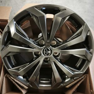 TOYOTA ORIGINÁL ALU 7x18 5x114,3 ET35