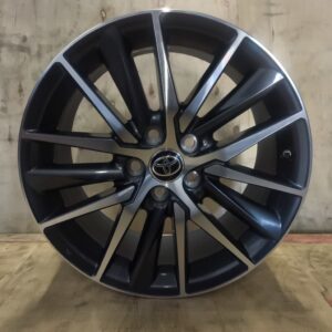 TOYOTA CAMRY ORIG.ALU 8x18 ET50 5x114,3/TPMS